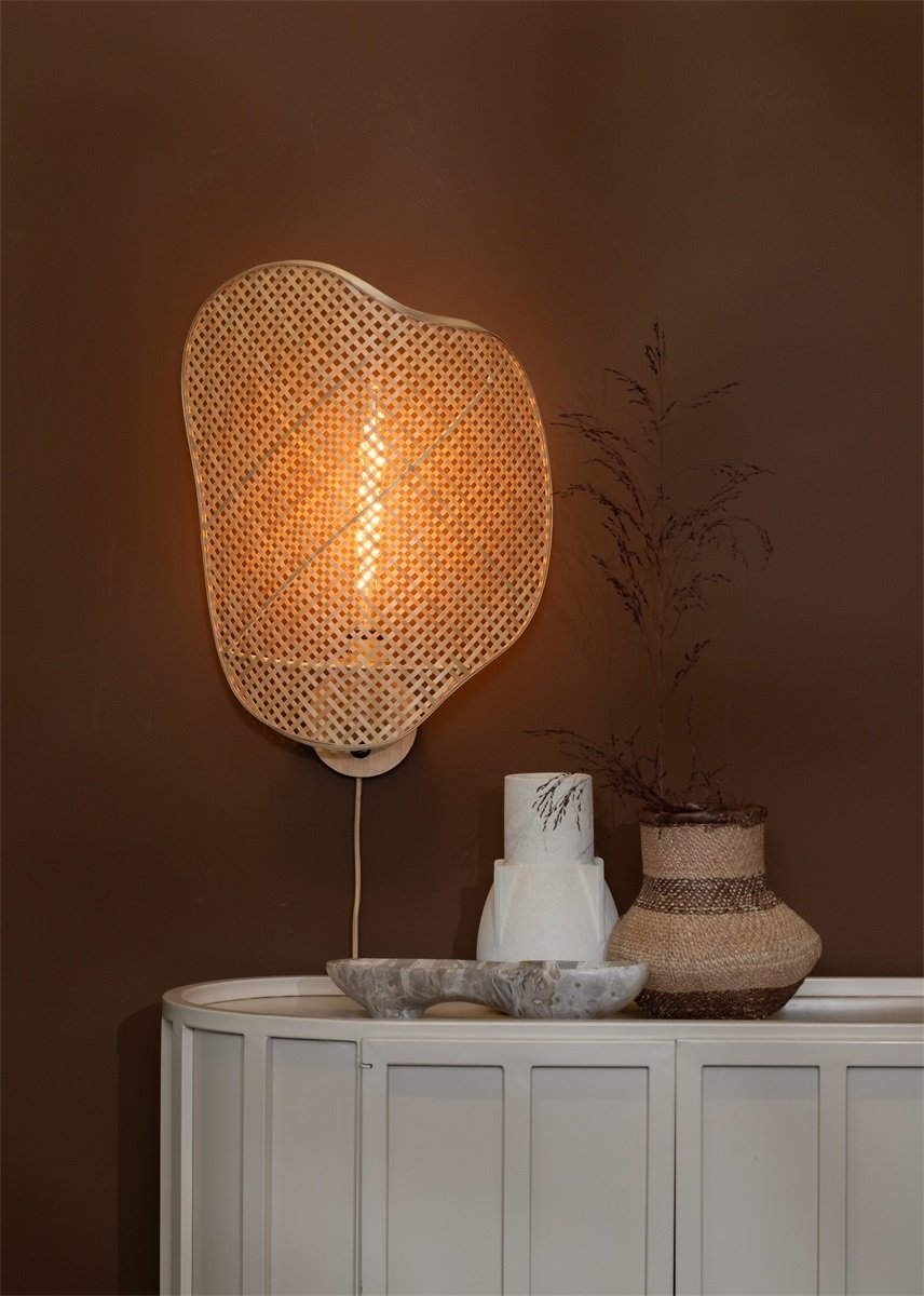Applique murale Kinabalu en bamboo au design naturel par Good & Mojo